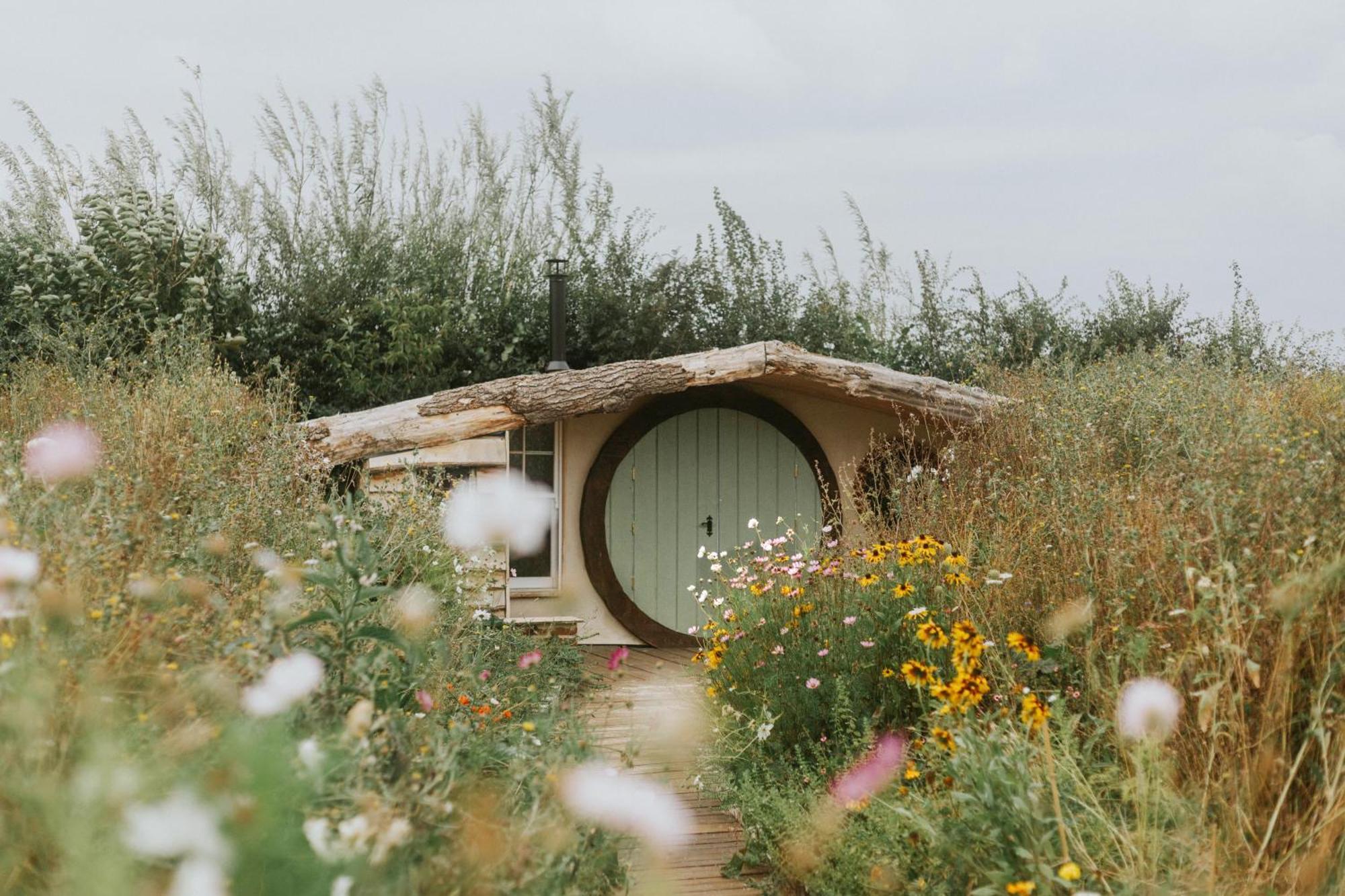 Cranfield Retreat & Glamping & Hobbit House Ξενοδοχείο Long Melford Εξωτερικό φωτογραφία
