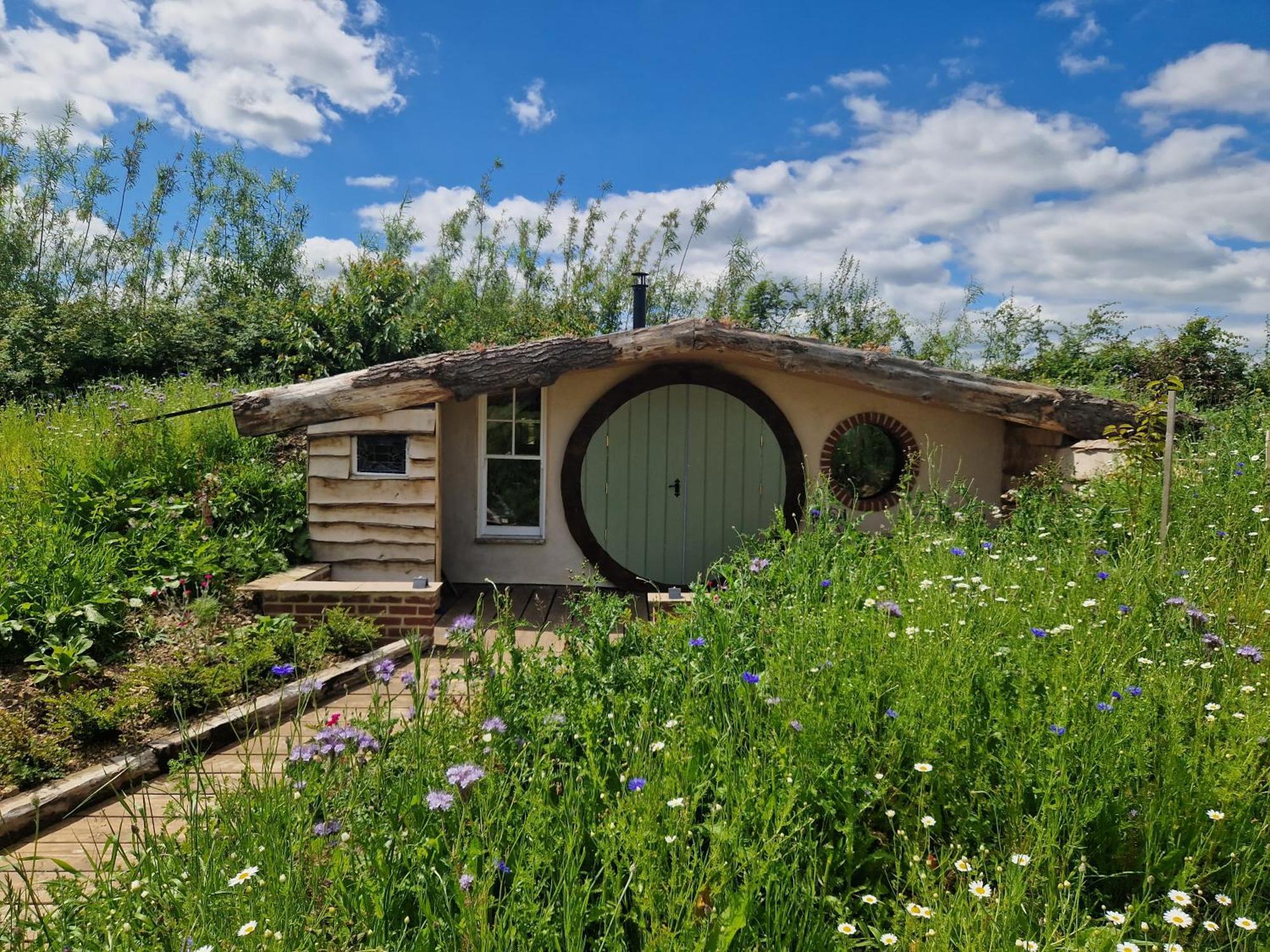 Cranfield Retreat & Glamping & Hobbit House Ξενοδοχείο Long Melford Εξωτερικό φωτογραφία